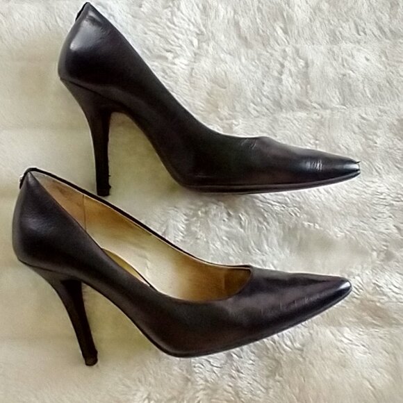 💞❤️❤️💞 Michael Kors Classic 3 1/2 Pumps - Picture 10 of 13